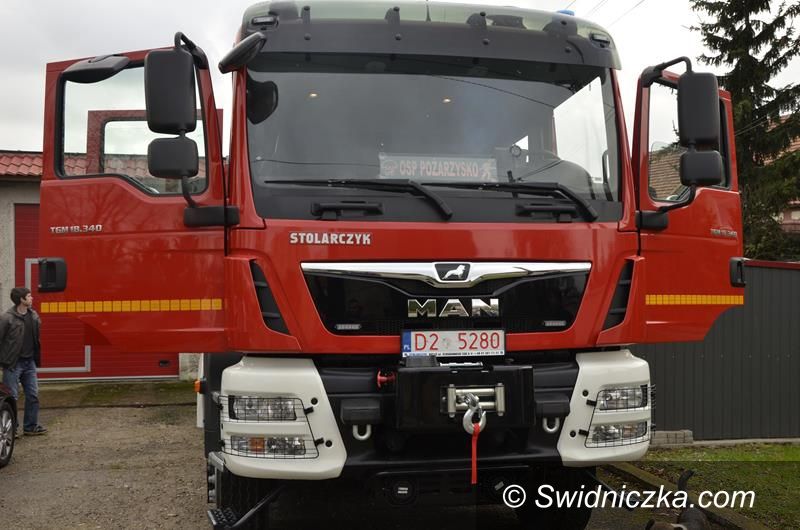 Pożarzysko: Nowy wóz strażacki już w Pożarzysku