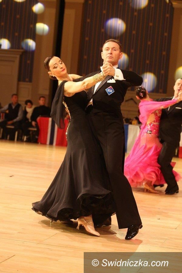 Świdnica: Anna i Tomasz Wojasowie ze Świdnicy na Mistrzostwa Świata w Tańcu Towarzyskim w roku 2017 w Paryżu