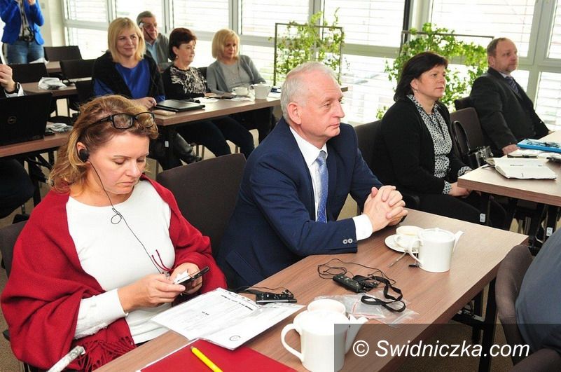 Świdnica/powiat świdnicki: Konferencja w czeskim Trutnovie