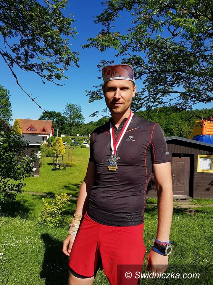 Świdnica: Funkcjonariusz ze Świdnicy wybiegał VI miejsce w III KRS Formoza Ultramaratonie Kaszubskim