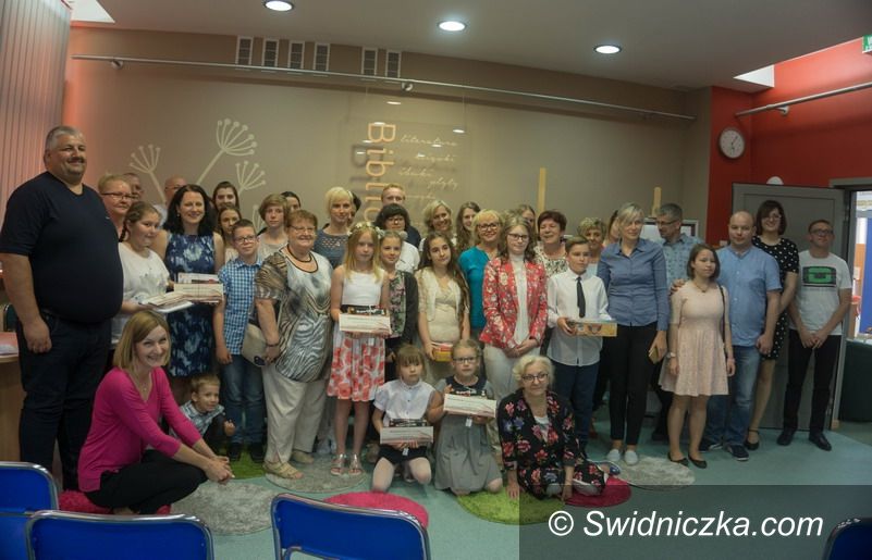 Świebodzice: Nagroda GRAND PRIX w konkursie literackim dla uczennicy świebodzickiego LO