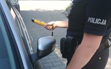 powiat świdnicki: Policjanci na gorącym uczynku zatrzymali nietrzeźwego kierującego