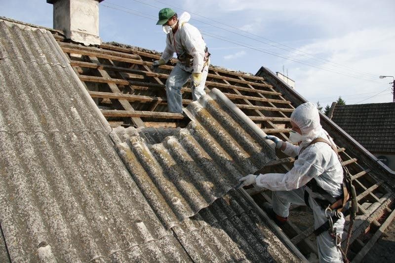 Gmina Dobromierz: Systematycznie usuwają azbest