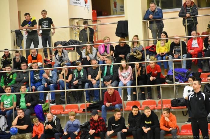 Szczawno-Zdrój: III liga koszykówki mężczyzn: Derby dla IgnerHome Polonia Świdnica