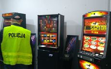 Świdnica: Kolejne nielegalne automaty w rękach funkcjonariuszy
