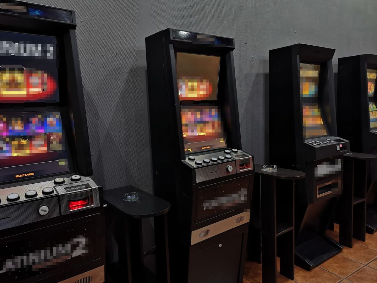 Strzegom: Funkcjonariusze zabezpieczyli 4 nielegalne automaty gier