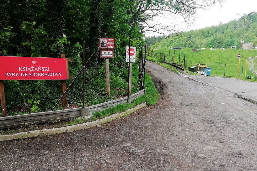 Świebodzice: Zamknięcie drogi do Książańskiego Parku Krajobrazowego