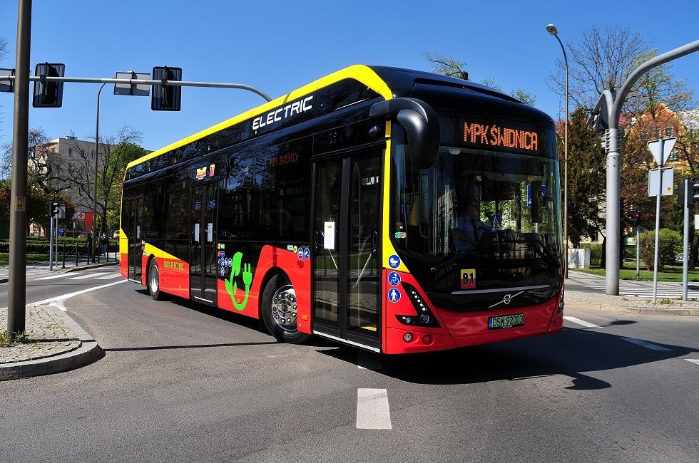 Świdnica: Imiona dla autobusów