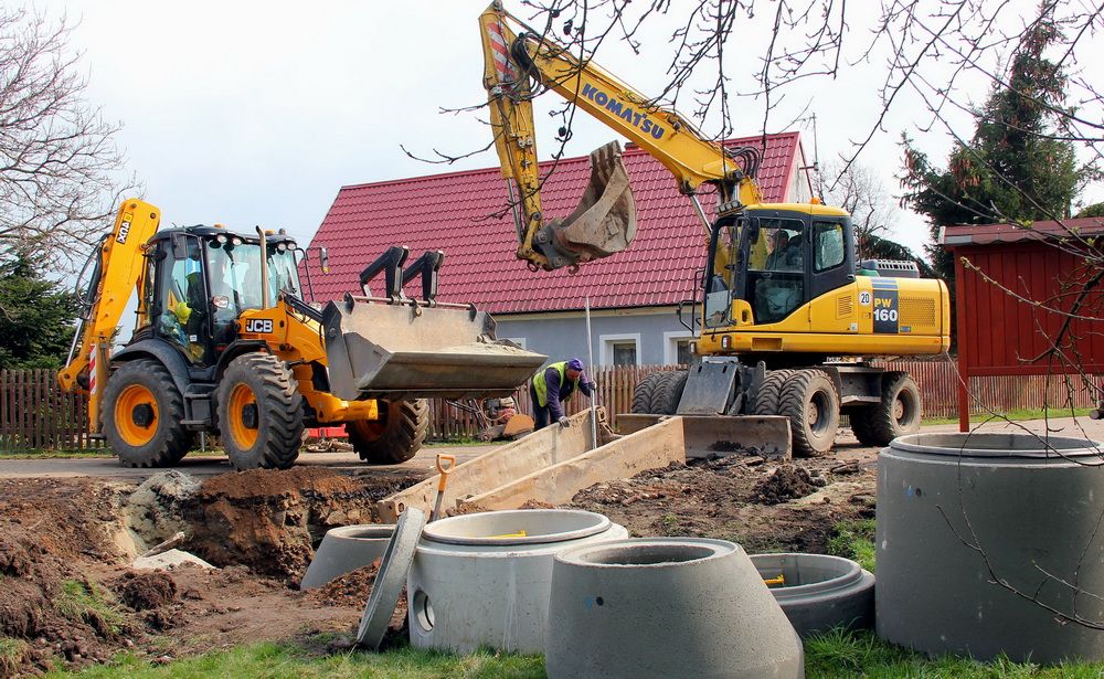 Jugowa: Budują kanalizację
