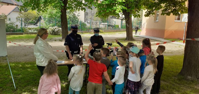 Świdnica: Policjanci dla dzieci