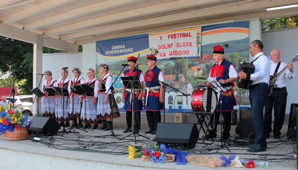Dobromierz: Folklorystycznie w Dobromierzu