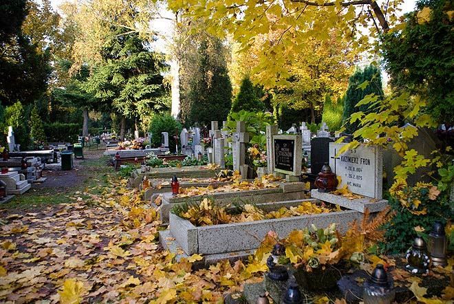 Świdnica: Zmiany przy cmentarzach