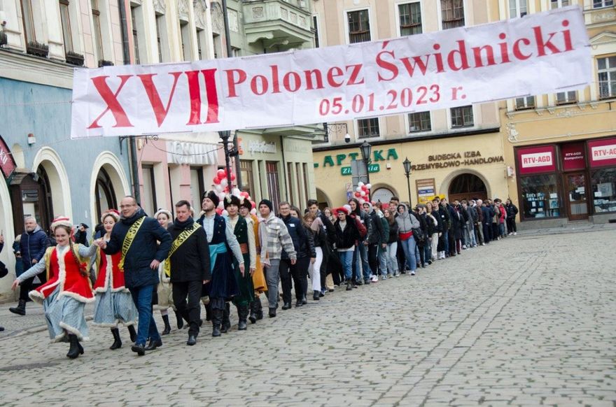 Świdnica: Odtańczyli Poloneza