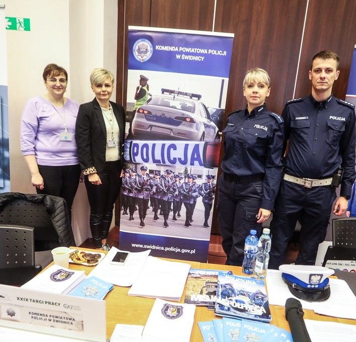 Świdnica: Promowali służbę w policji
