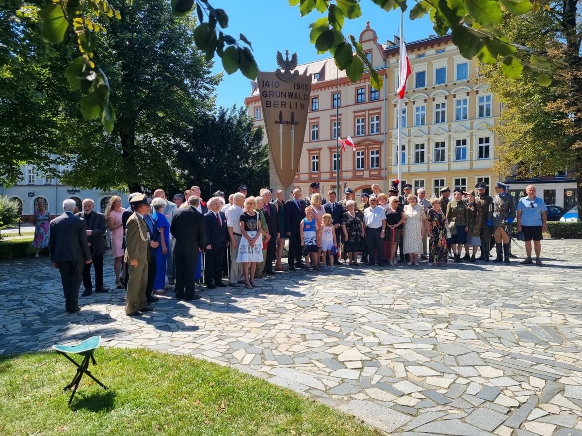 Świdnica/powiat świdnicki: Obchody Święta Wojska Polskiego