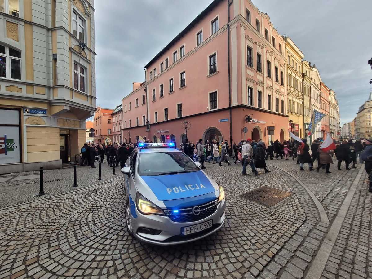 Świdnica/powiat świdnicki: Bezpieczne orszaki